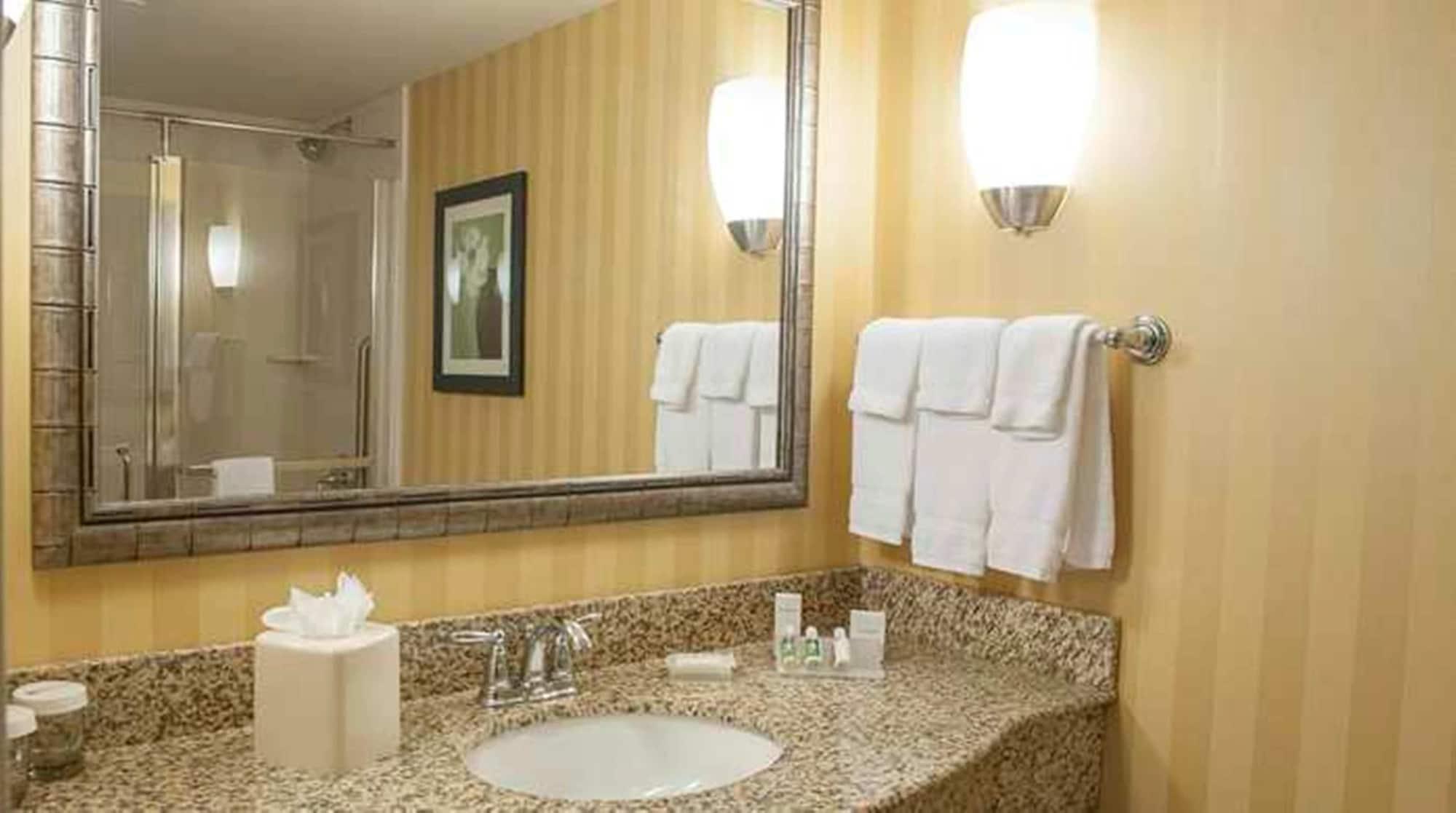 Hilton Garden Inn Pensacola Airport/Medical Center Exteriör bild